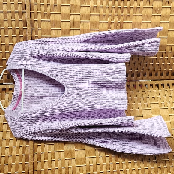 Free People, Women's Fall, Winter, V-Neck, Lavender (Purple) Bell Sleeve Sweater - Picture 3 of 7